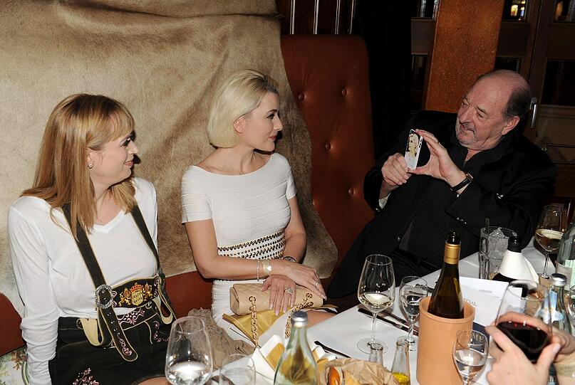 Fashion-Party bei Hugo Bachmaier! Mit dabei: Jimi Blue Ochsenknecht, Ralph und Kriemhild Siegel, Sonja Kiefer, Alexandra Polzin. Die Bilder vom Event.