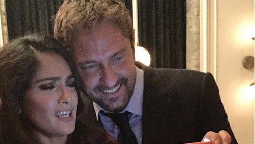 Salma Hayek findet es "schrecklich" und Gerard Butler offensichtlich lustig Salma Hayek findet es "schrecklich" und Gerard Butler offensichtlich lustig