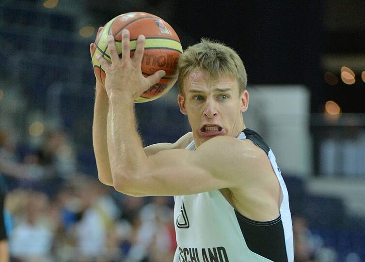 Gewinnen den Test gegen Georgien: die deutschen Basketballer unter Kapitän Heiko Schaffartzik.