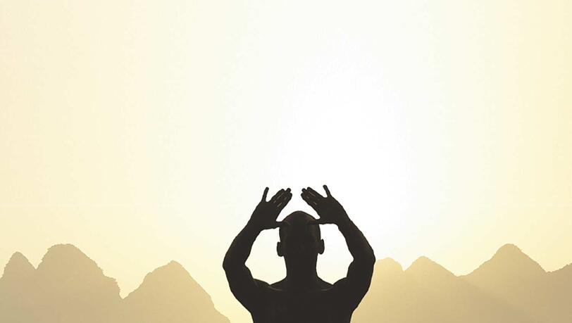 Qigong: In der Ruhe liegt die Kraft - beim chinesischen Qigong sind hektische Bewegungen fehl am Platz. Qigong: In der Ruhe liegt die Kraft - beim chinesischen Qigong sind hektische Bewegungen fehl am Platz.