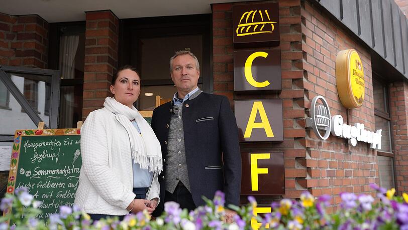 Die Geschwister Irmi und Marc Eisenbarth haben sich entschlossen, das Café Guglhupf Ende Juni zu schließen.