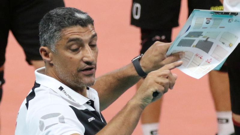 Die Mannschaft von Nationaltrainer Andrea Giani ist im Achtelfinale gegen die Niederlande gefordert. Die Mannschaft von Nationaltrainer Andrea Giani ist im Achtelfinale gegen die Niederlande gefordert.