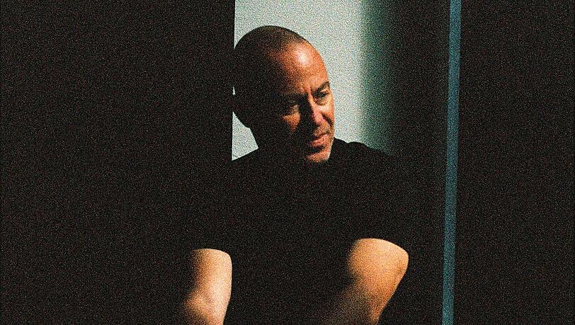 Trikotdesigner aus Leidenschaft: Mirko Borsche. Trikotdesigner aus Leidenschaft: Mirko Borsche.