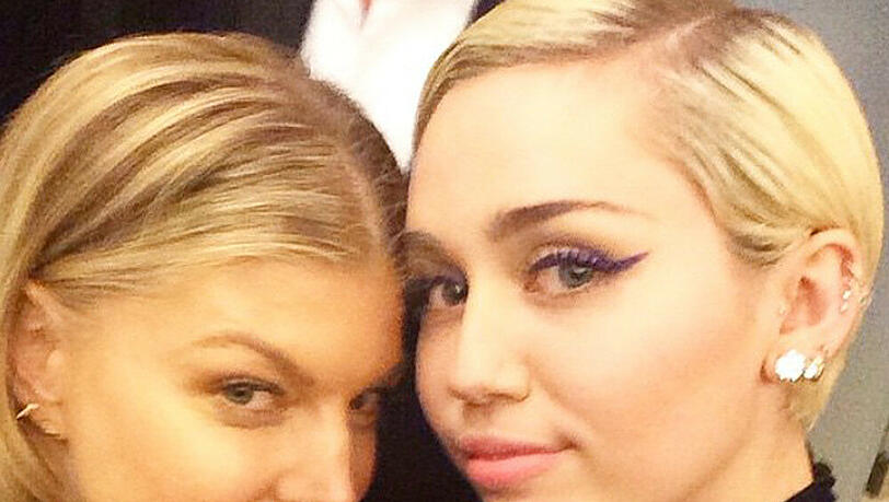 Fergie und Miley Cyrus bei der Show von Mode-Designer Tom Ford Fergie und Miley Cyrus bei der Show von Mode-Designer Tom Ford
