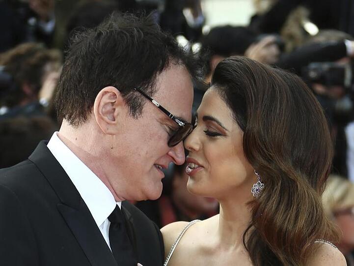 Auch im größten Trubel ein Moment der Zweisamkeit: Quentin Tarantino und seine Frau Daniela Pick.