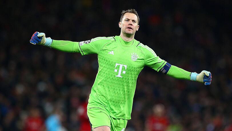 Mit dem FC Bayern bejubelte Manuel Neuer jüngst einen 1:0-Sieg bei Manchester United. Im März soll sein Comeback im DFB-Team folgen. Mit dem FC Bayern bejubelte Manuel Neuer jüngst einen 1:0-Sieg bei Manchester United. Im März soll sein Comeback im DFB-Team folgen.