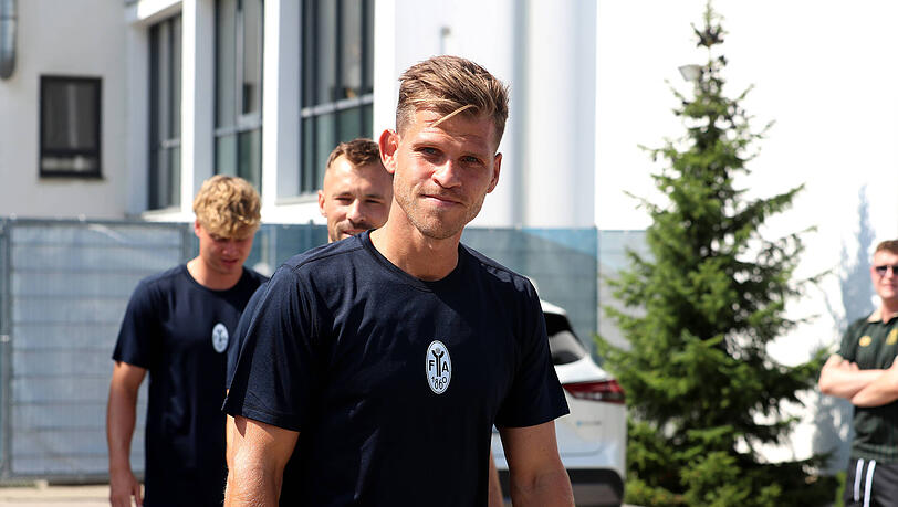 Spielte zuletzt noch in der Bayernliga für den TSV 1860: Florian Niederlechner. Spielte zuletzt noch in der Bayernliga für den TSV 1860: Florian Niederlechner.
