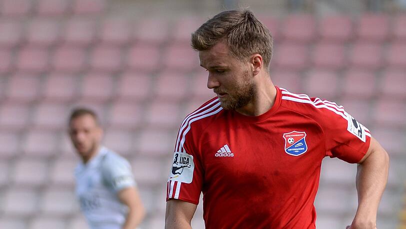 Torgarant der SpVgg Unterhaching: Stephan Hain spielt eine hervorragende Saison in der 3. Liga. Torgarant der SpVgg Unterhaching: Stephan Hain spielt eine hervorragende Saison in der 3. Liga.