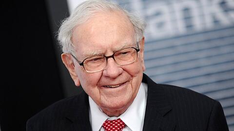 Ein Essen mit Warren Buffett wurde für 19 Millionen Dollar versteigert.