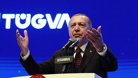 Der türkische Präsident Recep Tayyip Erdogan beschmipfte Israels Regierungschef Netanjahu als "Tyrannen".