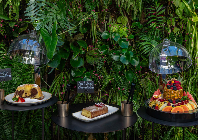 S&uuml;&szlig;es vom Bio-Fr&uuml;hst&uuml;cksbuffet.