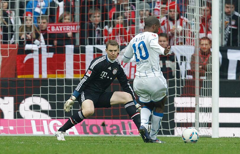 MANUEL NEUER: Der ärmste Bayer auf dem Platz. Musste sich vor allem zum Jubeln bewegen. Note 3