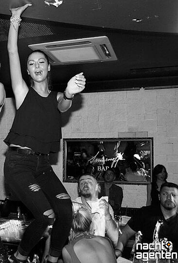 Im Crown's Club war das Motto: miSery - Home of the Stars. DJ Kandee & DJ Remake feierten zusammen mit den Gästen das beste was der amerikanische R'n'B und Hip Hop zu bieten hat. Mehr Bilder unter: href="http://www.nachtagenten.de/gallery/misery-home-of-the-stars.921336.html