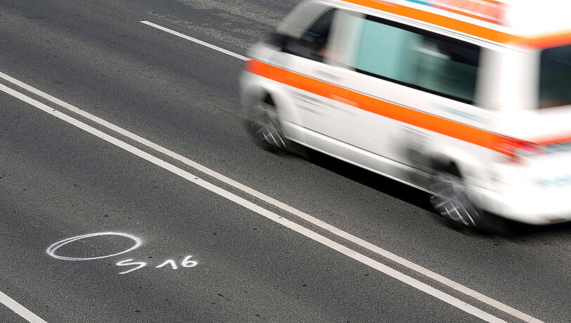 Die Straße als Tatort: Teilnehmer an illegalen Autorennen sollen härter bestraft werden. Die Straße als Tatort: Teilnehmer an illegalen Autorennen sollen härter bestraft werden.