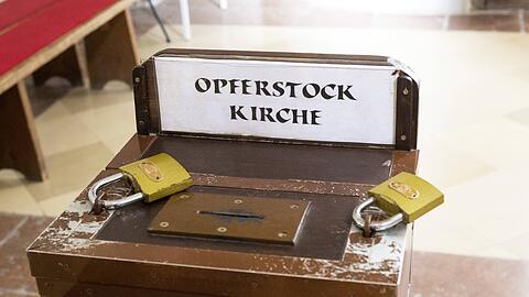 Die Täter haben es auf das Geld im Opferstock abgesehen. (Symbolbild)
