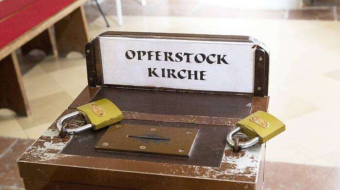 Die Täter haben es auf das Geld im Opferstock abgesehen. (Symbolbild)