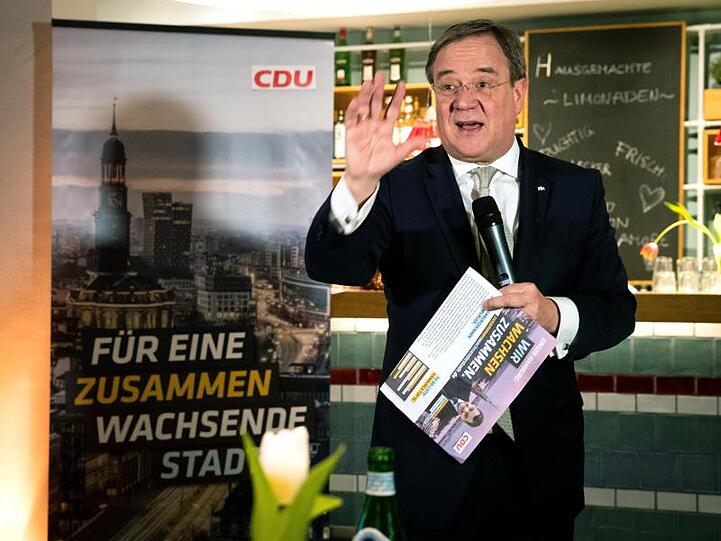 Armin Laschet spricht bei einer Wahlkampfveranstaltung der CDU.