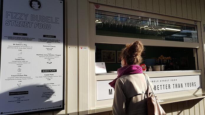 Bestellt wird am Kiosk im Interims-Elisabethmarkt.