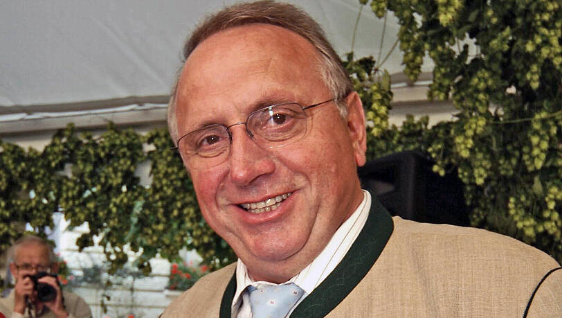 Wiesn-Wirte-Sprecher Toni Roiderer. Wiesn-Wirte-Sprecher Toni Roiderer.