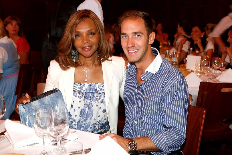 Valerie Campbell, Marcel Remus