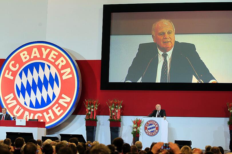 Uli Hoeneß am Freitagabend im Audi Dome.