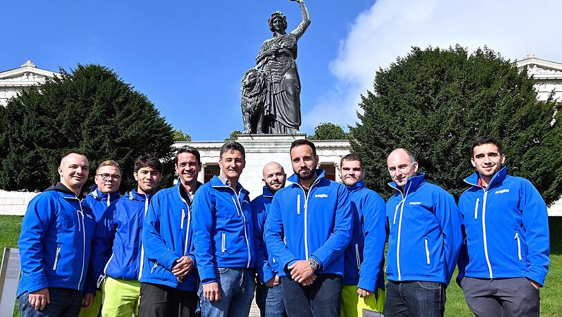 Mitarbeiter des SWM-Teams "Kurzzeit- und Großveranstaltungen". Mitarbeiter des SWM-Teams "Kurzzeit- und Großveranstaltungen".