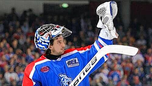 Freudige Nachricht: Super-Torwart Patrick Ehelechner hat seinen Vertrag bei den Nürnberg Ice Tigers um zwei Jahre verlängert. Freudige Nachricht: Super-Torwart Patrick Ehelechner hat seinen Vertrag bei den Nürnberg Ice Tigers um zwei Jahre verlängert.