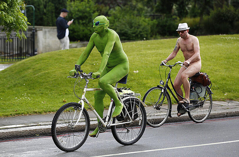 Die Bilder vom "World naked bike ride"