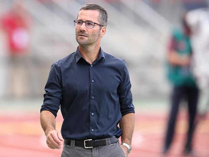Nürnbergs Trainer Michael Wiesinger will mit seinem Team die Klasse halten.
