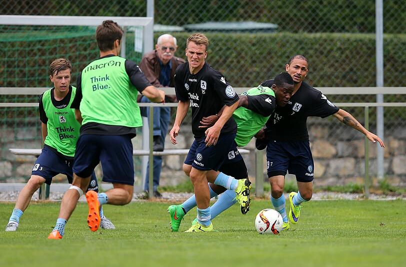 Hier sind die neuen Bilder aus dem Trainingslager in Bad Häring.