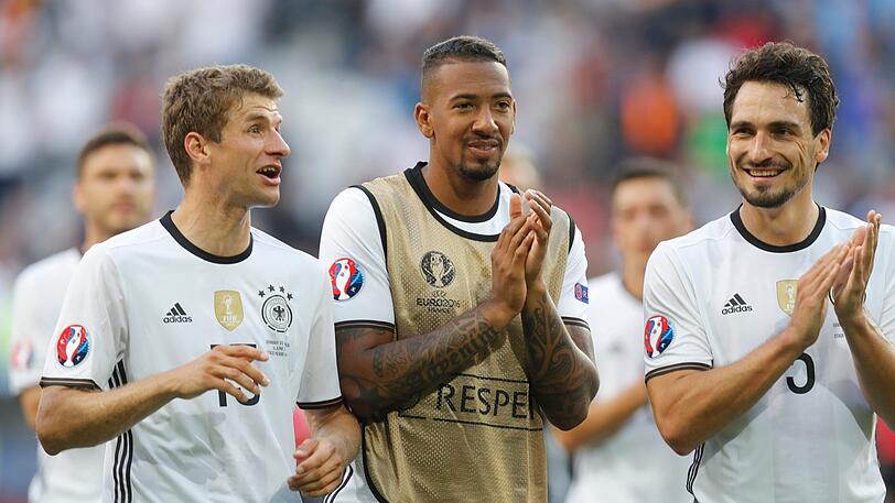 Spielen nicht mehr für die deutsche Nationalmannschaft: Thomas Müller (l.), Jérôme Boateng (m.) und Mats Hummels.