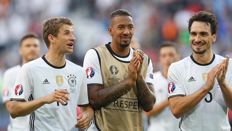 Spielen nicht mehr für die deutsche Nationalmannschaft: Thomas Müller (l.), Jérôme Boateng (m.) und Mats Hummels. Spielen nicht mehr für die deutsche Nationalmannschaft: Thomas Müller (l.), Jérôme Boateng (m.) und Mats Hummels.