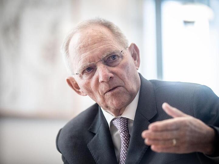 Bundestagspräsident Wolfgang Schäuble plädiert für eine Änderung des Abstimmungsverfahrens im Bundesrat.
