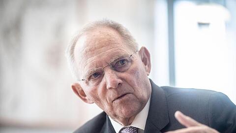 Bundestagspräsident Wolfgang Schäuble plädiert für eine Änderung des Abstimmungsverfahrens im Bundesrat.