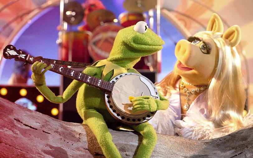 Was haben Kermit und Michelangelo gemeinsam? Sie sind beziehungsweise waren Linkshänder! Dass das im Alltag nicht immer einfach ist, davon kann Kermit ein Lied singen. Wie Michelangelo im Alltag klargekommen ist, wissen wir leider nicht so genau - spannende und kuriose Linkshänderfakten zum Internationalen Linkshändertag am 13. August haben wir aber trotzdem für Sie gesammelt ... Was haben Kermit und Michelangelo gemeinsam? Sie sind beziehungsweise waren Linkshänder! Dass das im Alltag nicht immer einfach ist, davon kann Kermit ein Lied singen. Wie Michelangelo im Alltag klargekommen ist, wissen wir leider nicht so genau - spannende und kuriose Linkshänderfakten zum Internationalen Linkshändertag am 13. August haben wir aber trotzdem für Sie gesammelt ...