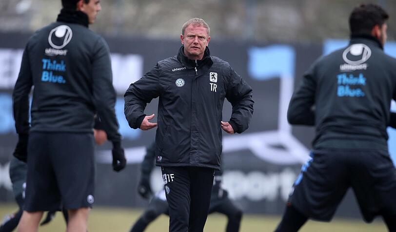 Vorstellung und Trainingseinheit: Tag 1 für Torsten Fröhling als neuer Cheftrainer der Löwen. Die Bilder.