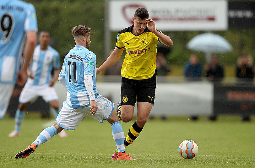 Enttäuschung pur: Borussia Dortmund beendete die Titelträume der U19-Löwen in letzter Minute. Die Bilder vom Spiel.