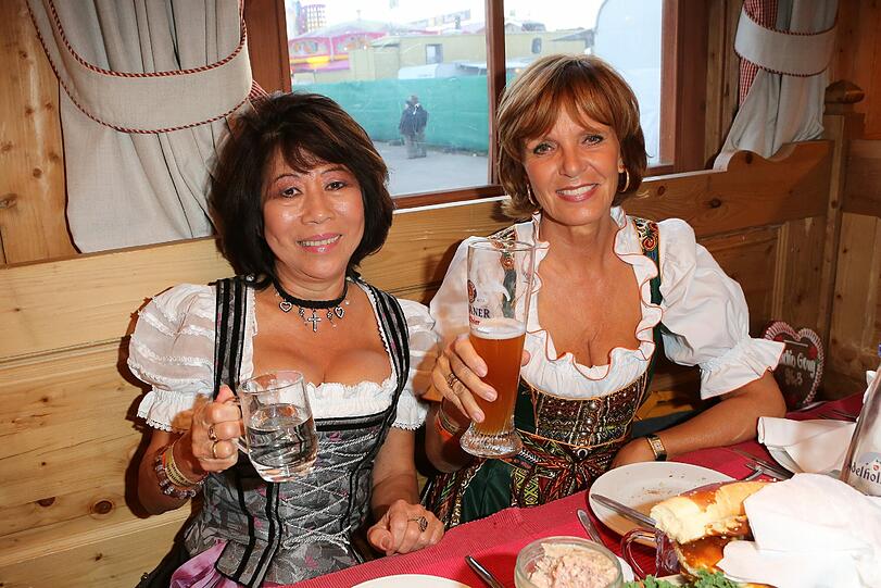 Soo Leng Kuchenreuther und Ulrike Kriener