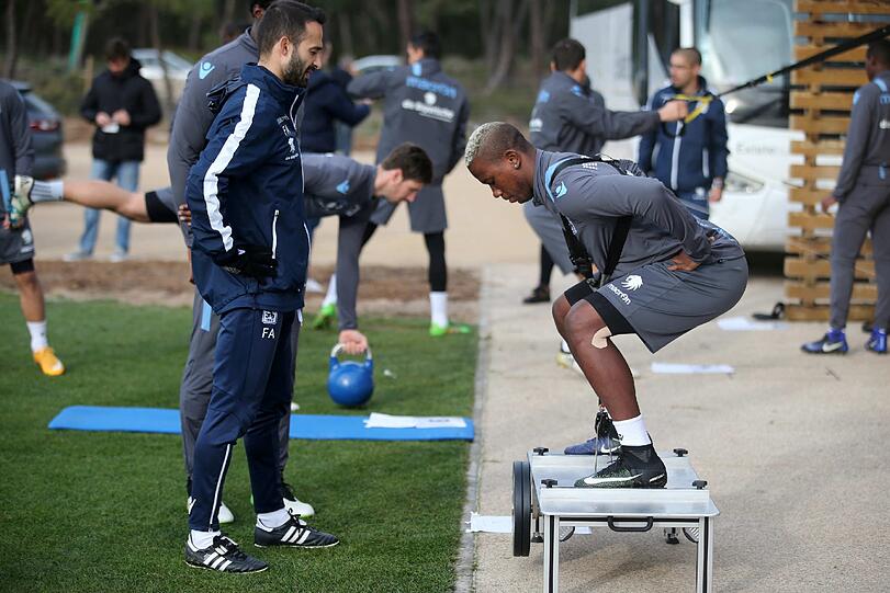 Schuften, stemmen, springen bis zu Erschöpfung. Die schweißtreibenden Trainingsbilder vom Dienstag zum Durchklicken.