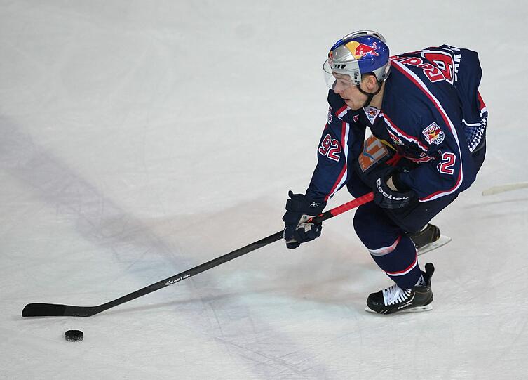 Nationalstürmer Alexander Barta, der Topscorer des EHC Red Bull München.