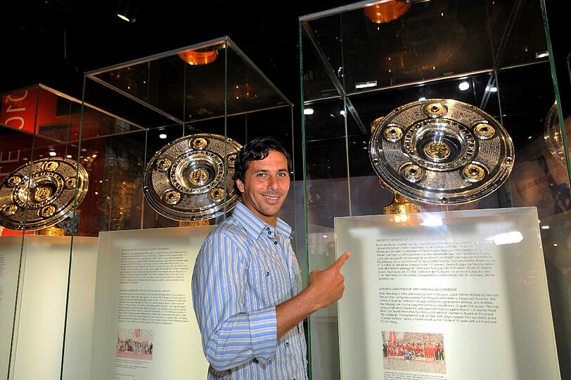 Lizarazu, Pfaff, Lattek, Müller: Bei der Eröffnung der Erlebniswelt des FC Bayern kamen die alten Helden vorbei.