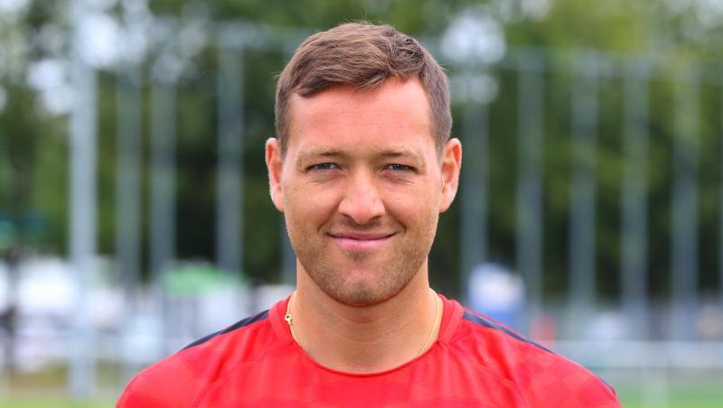 Julian Schieber lächelt.
