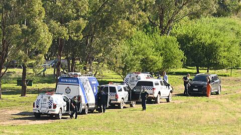 Ein mutma&szlig;licher Polizistenm&ouml;rder ist in Australien geschnappt worden.