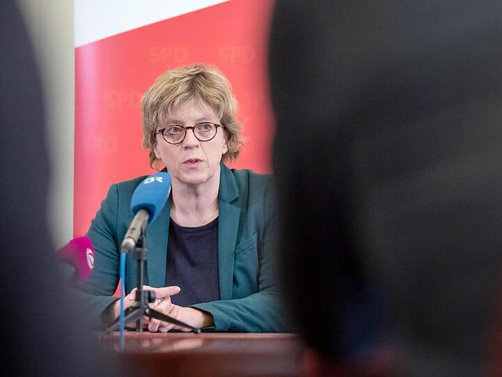 Natascha Kohnen (SPD) während einer Pressekonferenz. Foto: Daniel Karmann/dpa/Archivbild