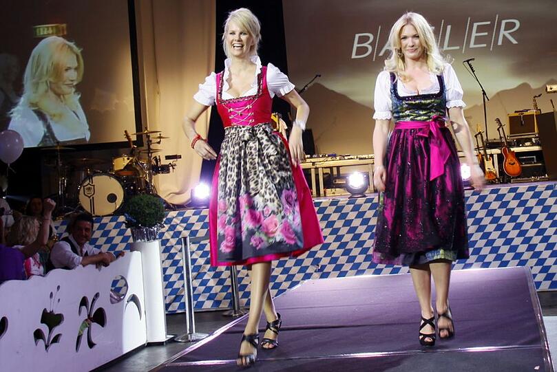 Ein Hingucker für die Tausenden Gäste im Löwenbräukeller: Die Basler Dirndl Fashionshow.