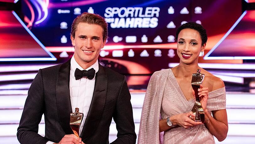 Tennisspieler Alexander Zverev und Weitspringerin Malaika Mihambo bekamen die Auszeichnung "Sportler des Jahres 2021".