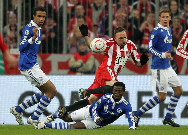 Weitere Bilder von Anthony Annan.