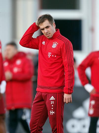 Bilder vom Abschlusstraining des FC Bayern vor dem Abflug nach Katar.