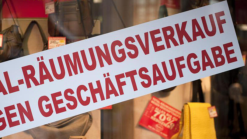 Nach Angaben der Wirtschaftsauskunftei Bürgel mussten im vergangenen Jahr knapp 21 800 Firmen den Gang zum Insolvenzgericht antreten.