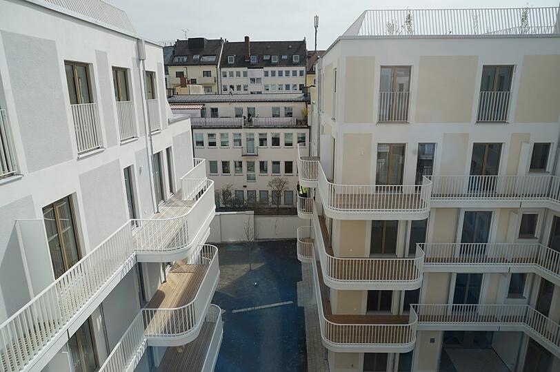 Fünf Penthouse-Wohnungen gibt es in dem Projekt, alle haben große Dachterrassen.